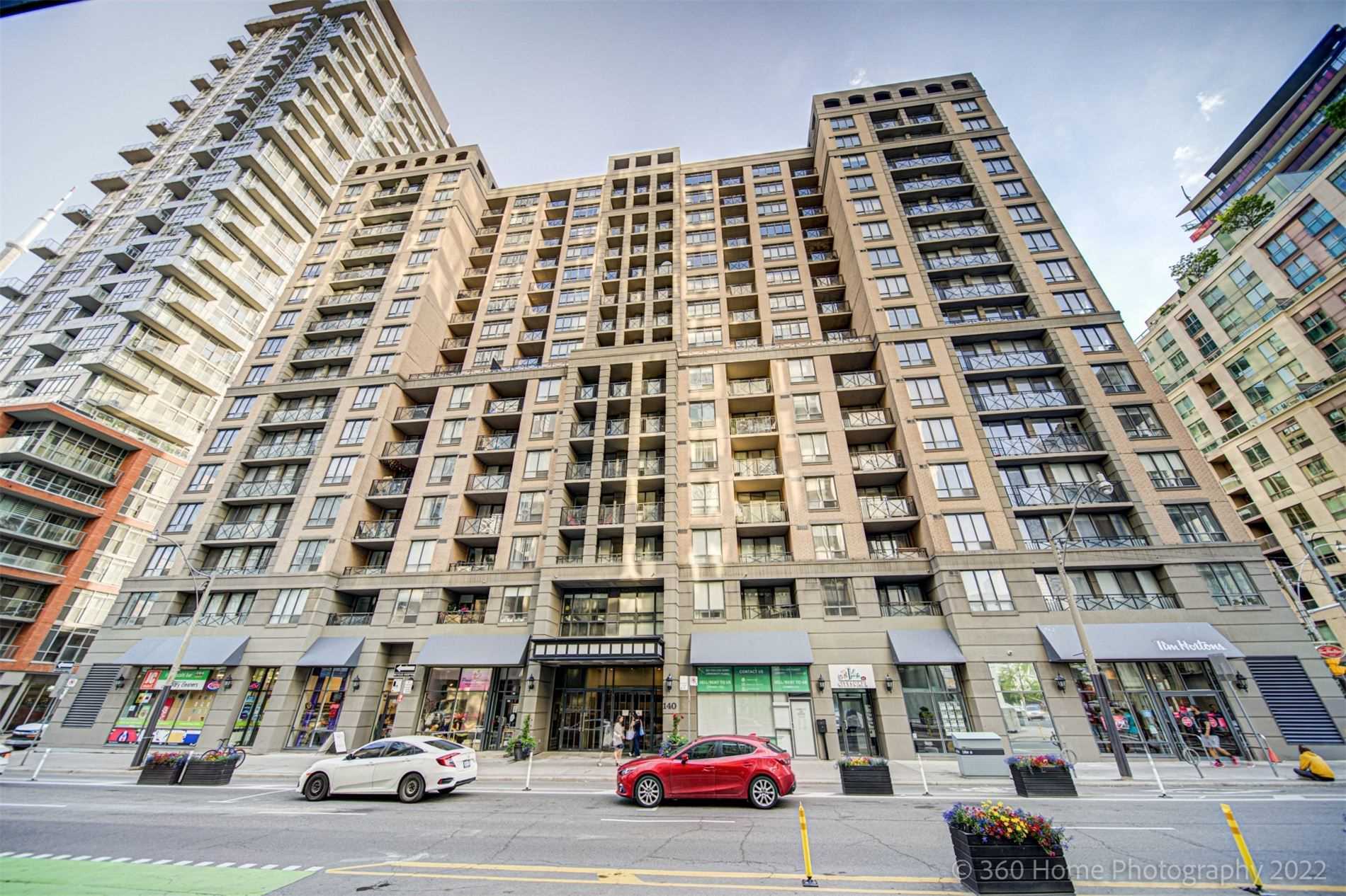 University Plaza – 140 Simcoe St