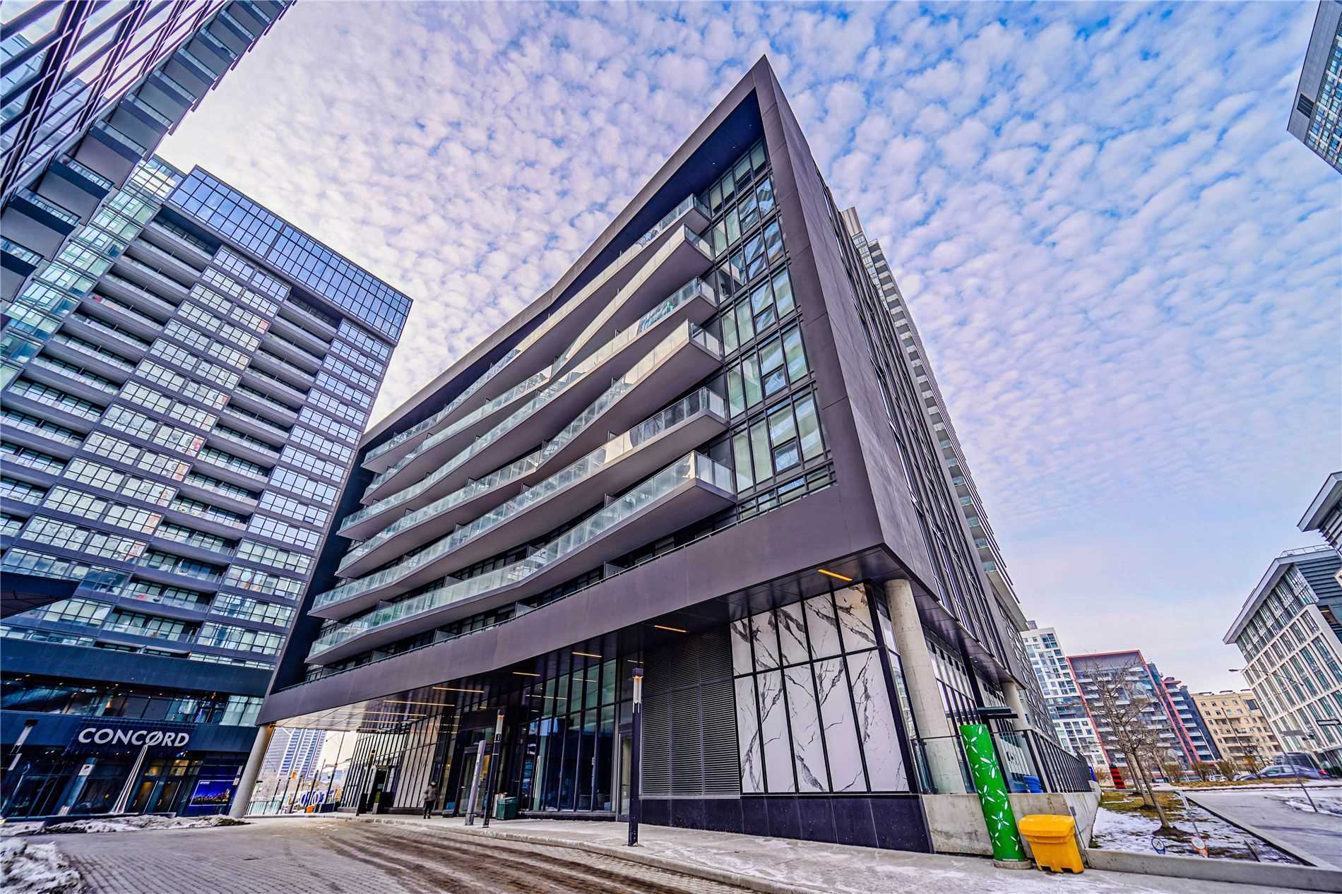 Exchange Condos – 90 Queens Wharf Rd