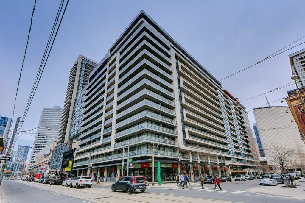 One City Hall Condos – 111 Elizabeth St