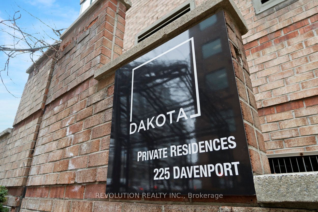 The Dakota Condos – 225 Davenport Rd