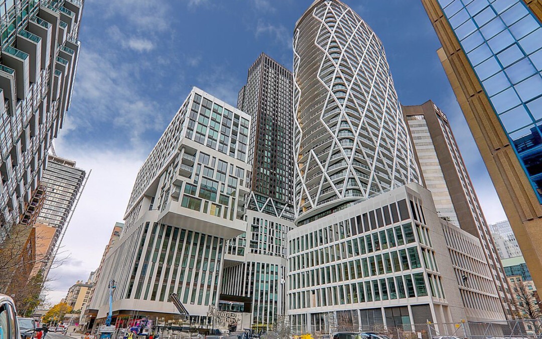 Artist Alley Condos : Tower C : 121 St Patrick St