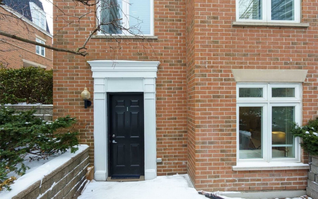 Redpath Towns – 98 – 108 Redpath Ave