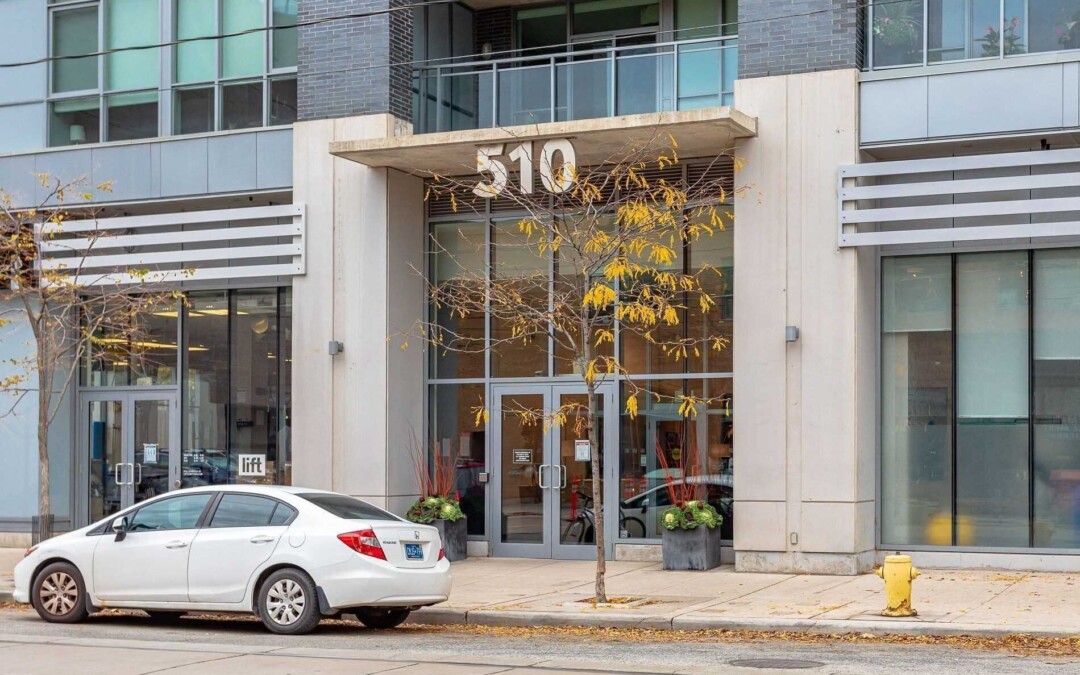Corktown District 2 Lofts : 510 King St E